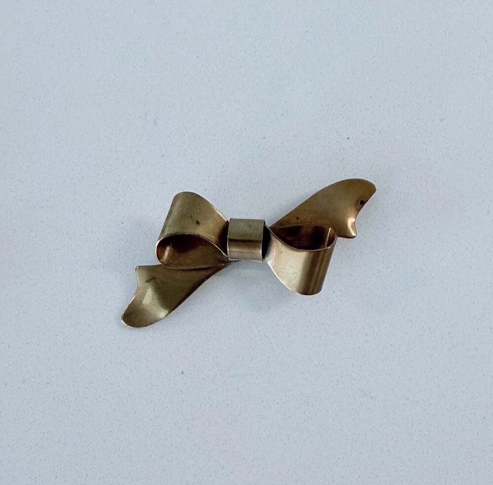 Vintage Solid Brass Bow Brooch Pin